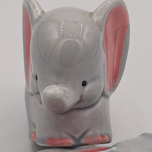 Vintage Adorable Elephant Salt & Pepper Shakers Gift Craft Korea Original Sticke - Picture 6 of 8